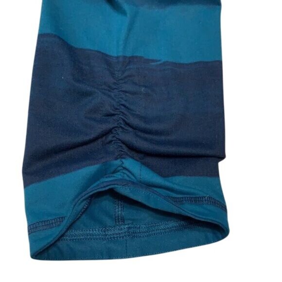 Brooks Womens Capri Leggings Size S Blue Striped Pattern Stretch Activewear - Picture 5 of 8